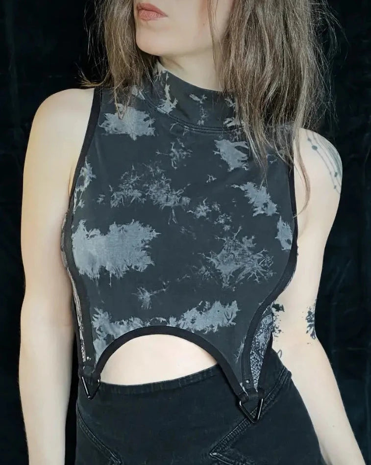 Crop Top Tie Dye Mesh mit Metallapplikationen