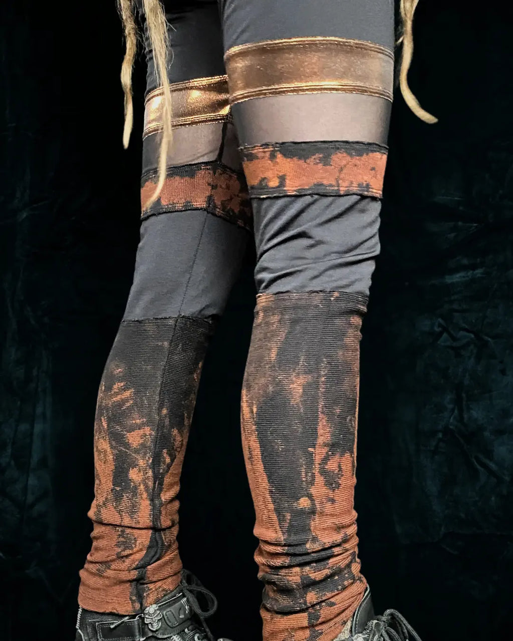 Leggings Tie Dye mit Bronze- und Mesheinsatz