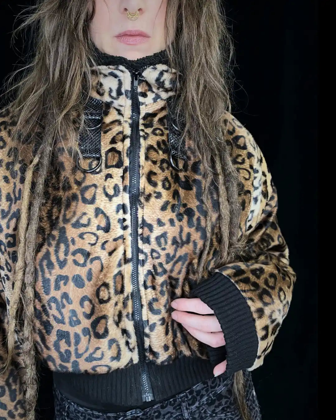 Faux Fur Jacket – Animalprint Leo with Backpatch