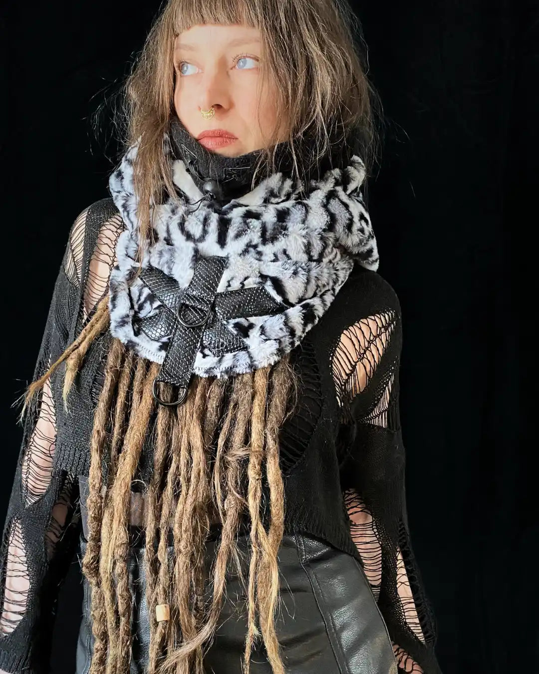 Hooded Cowl Balaclava - soft Snowleo grey