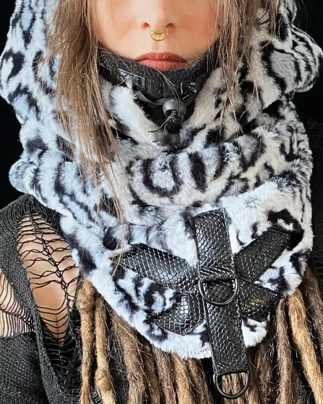 Hooded Cowl Balaclava - soft Snowleo grey