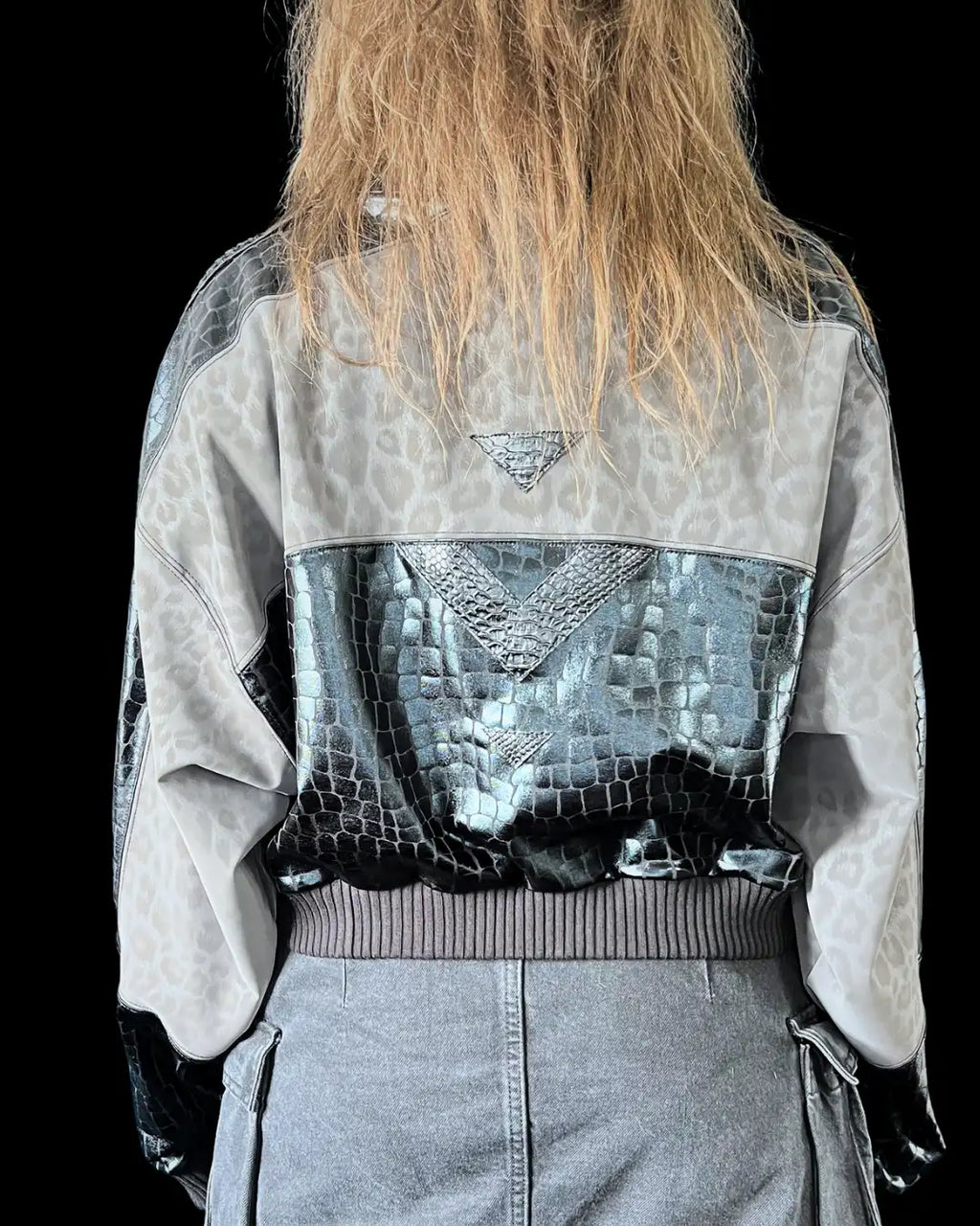 Leichte Bomberjacke grau / Kroko