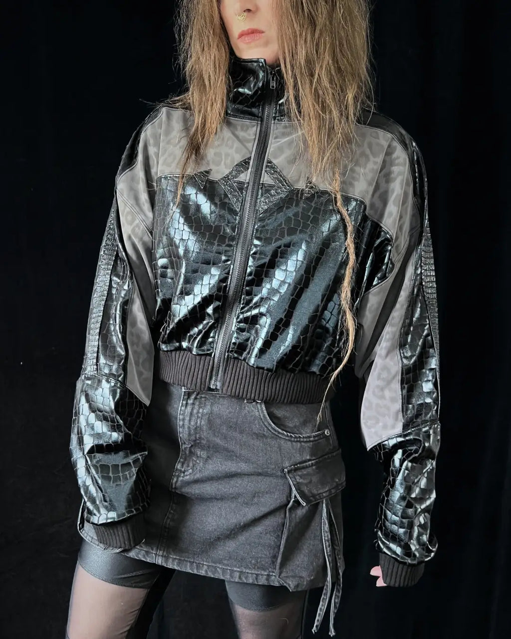 Leichte Bomberjacke grau / Kroko