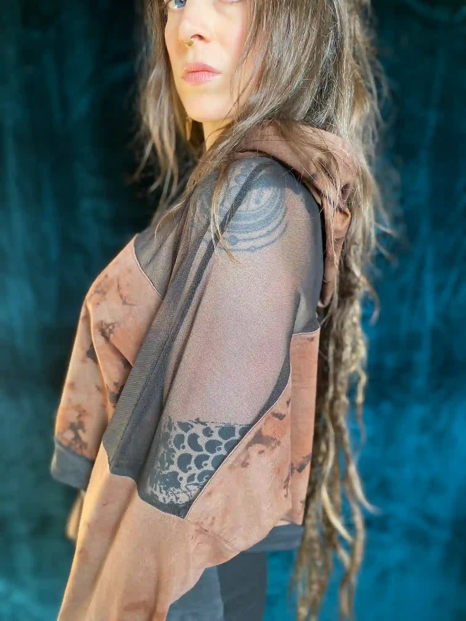 Crop Hoodie Tie Dye und Mesh