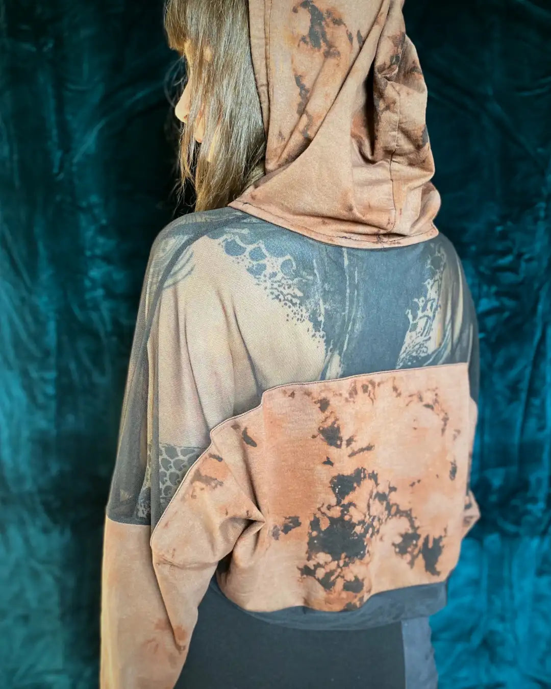 Crop Hoodie Tie Dye und Mesh