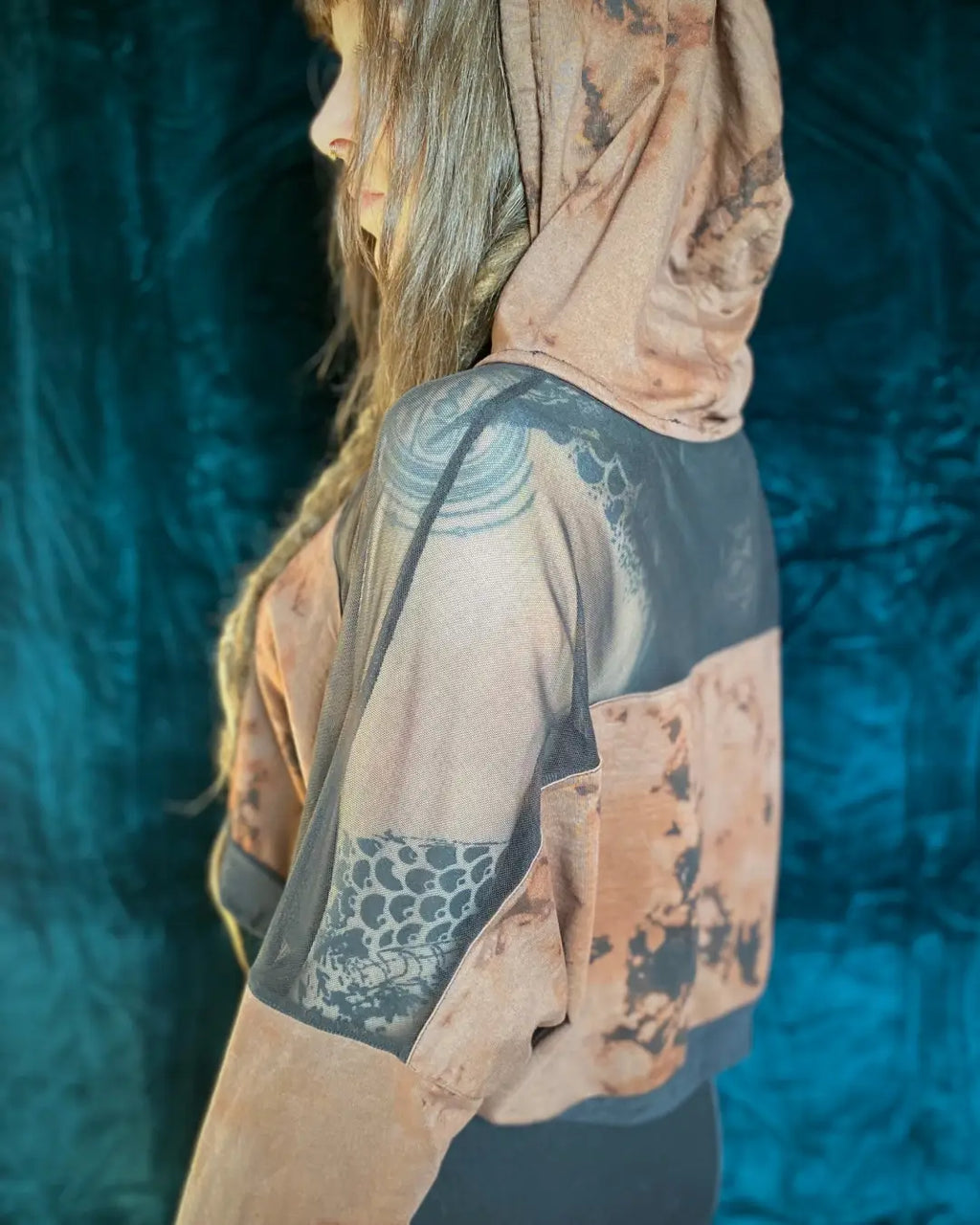 Crop Hoodie Tie Dye und Mesh