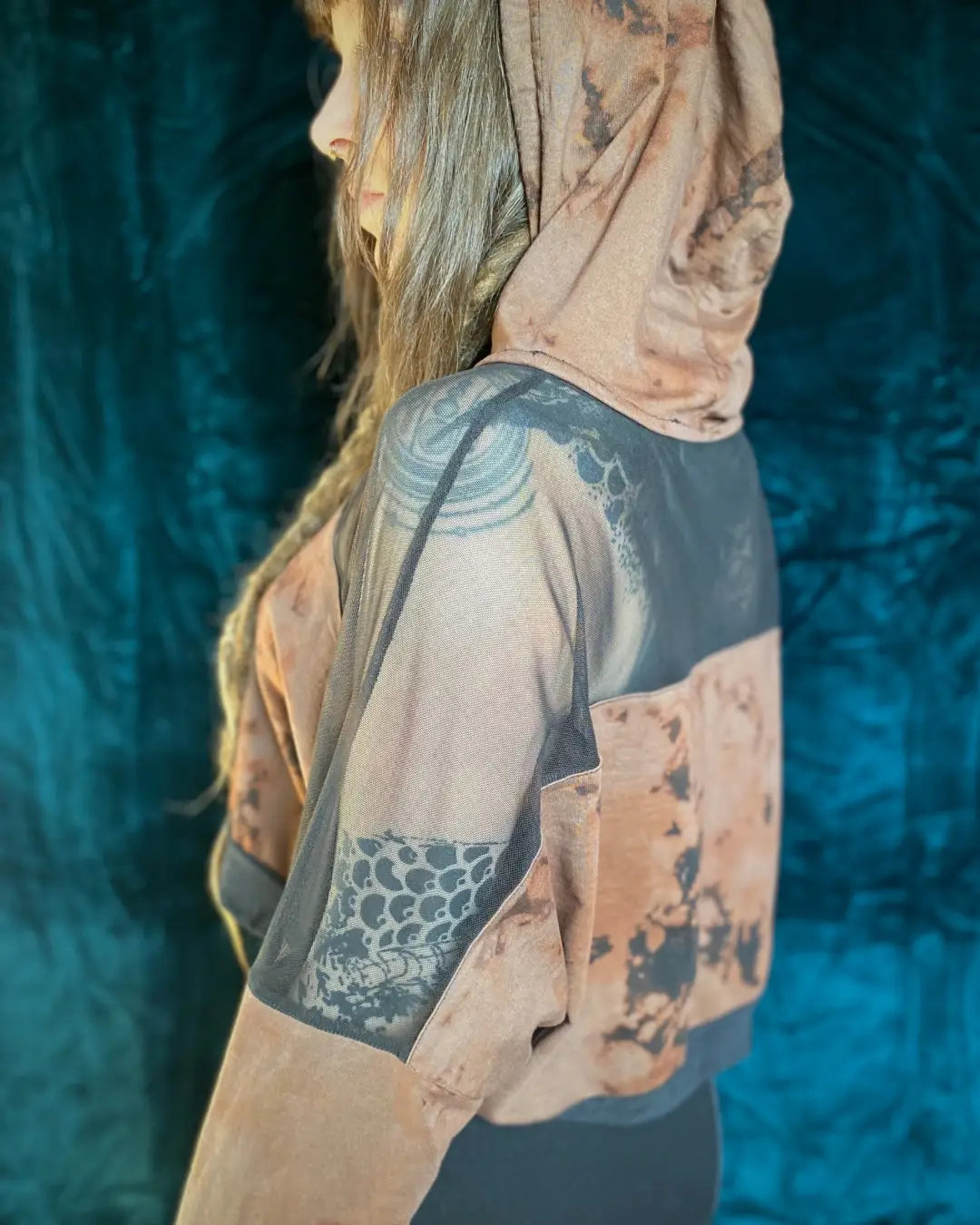 Crop Hoodie Tie Dye und Mesh