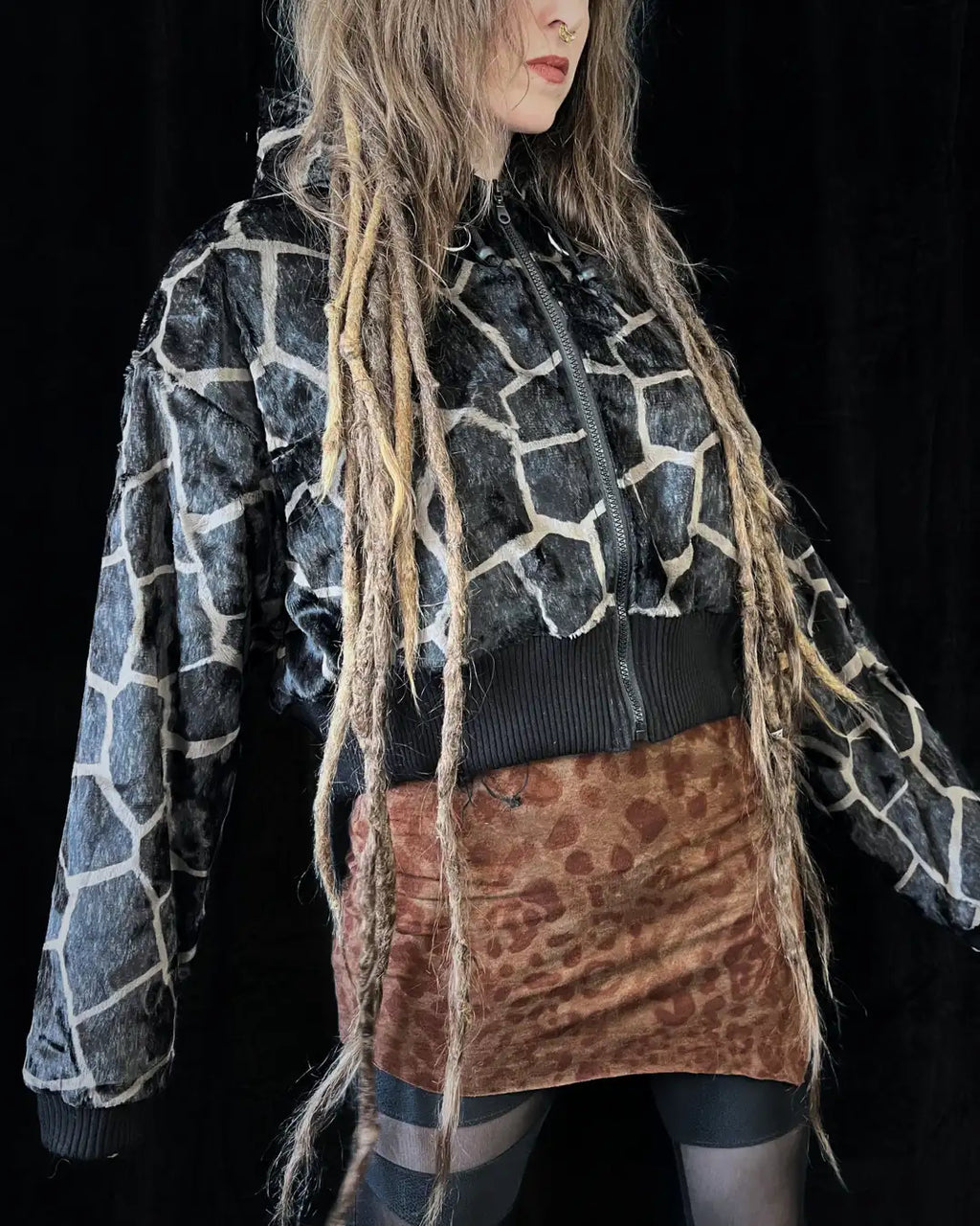 Faux Fur Jacket – Animalprint Giraffe / FCK ICE Backpatch