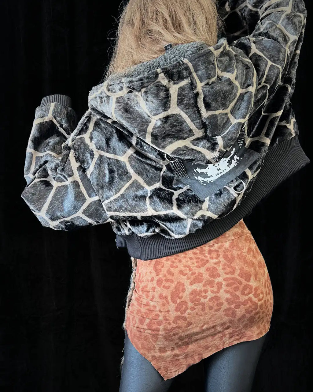 Faux Fur Jacket – Animalprint Giraffe / FCK ICE Backpatch