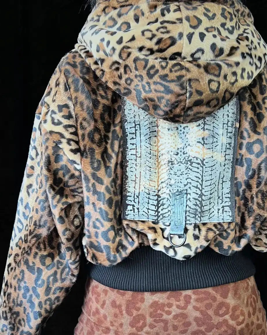 Faux Fur Jacket – Animalprint Leo / Pattern Backpatch