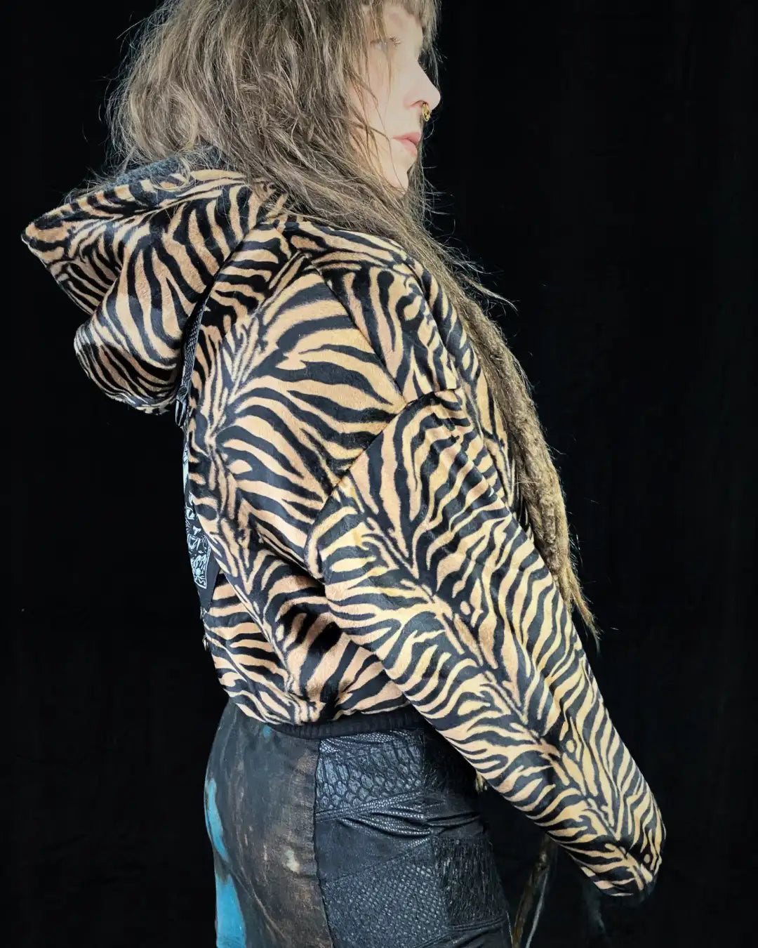 Faux Fur Jacket – Animalprint Tiger/snakeskin with CAT backpatch