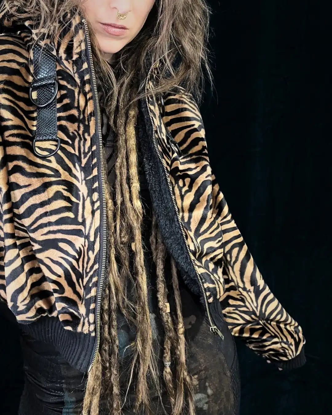 Faux Fur Jacket – Animalprint Tiger/snakeskin with CAT backpatch