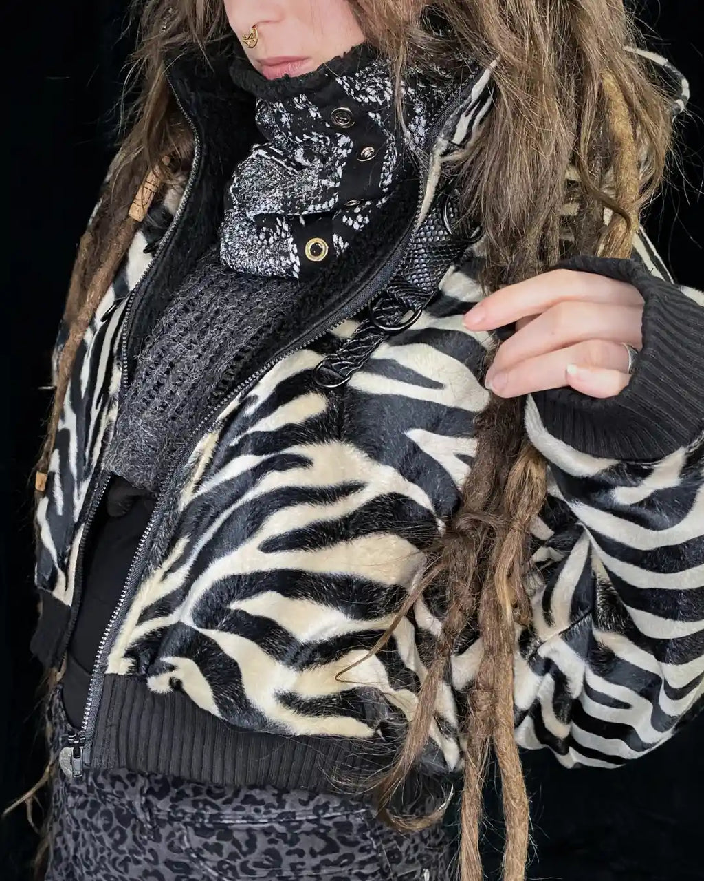 Felljacke Zebra/Schlange creme mit Backpatch