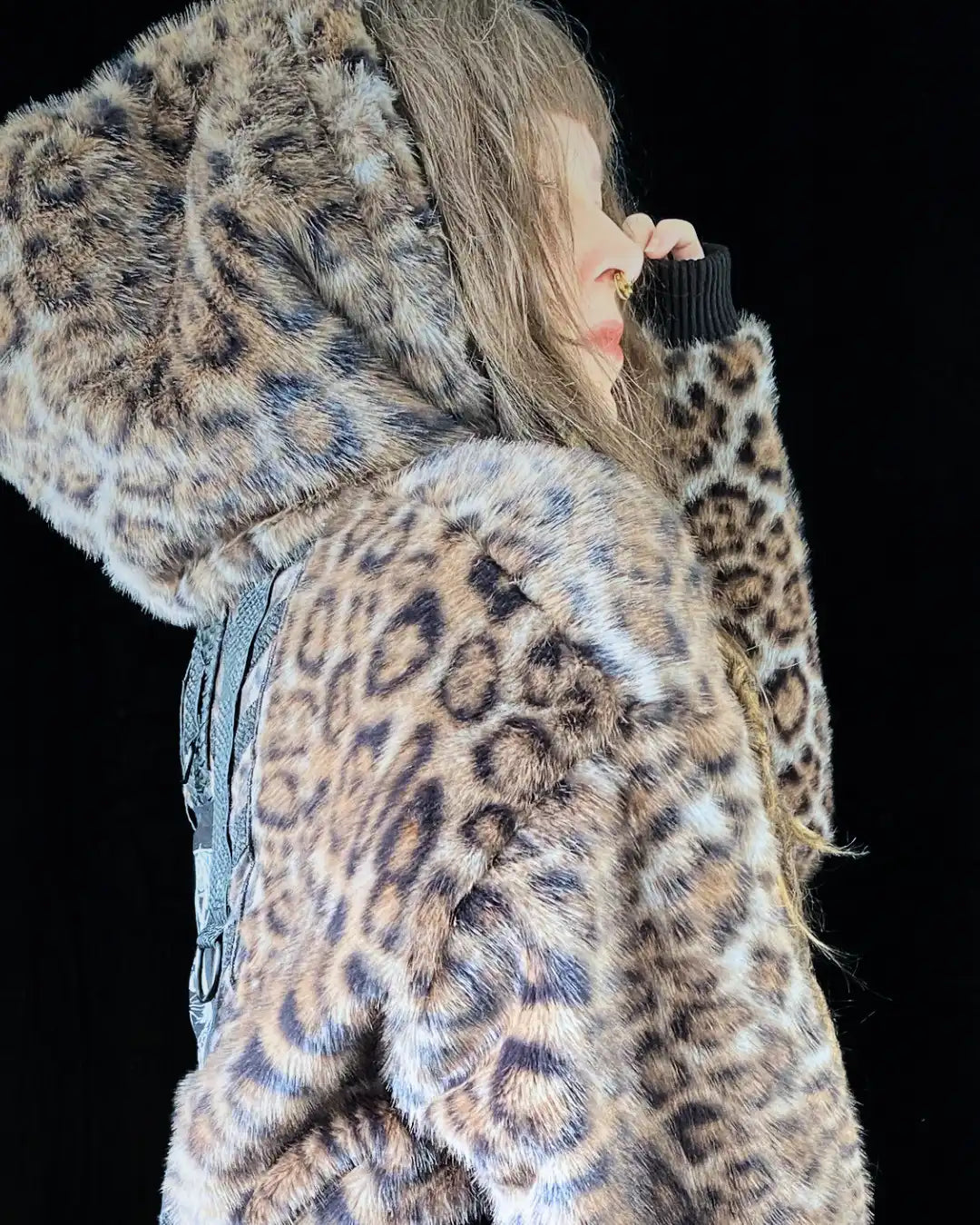 Faux Fur Jacket – Animalprint dark Leopard/CAT/gold appliques