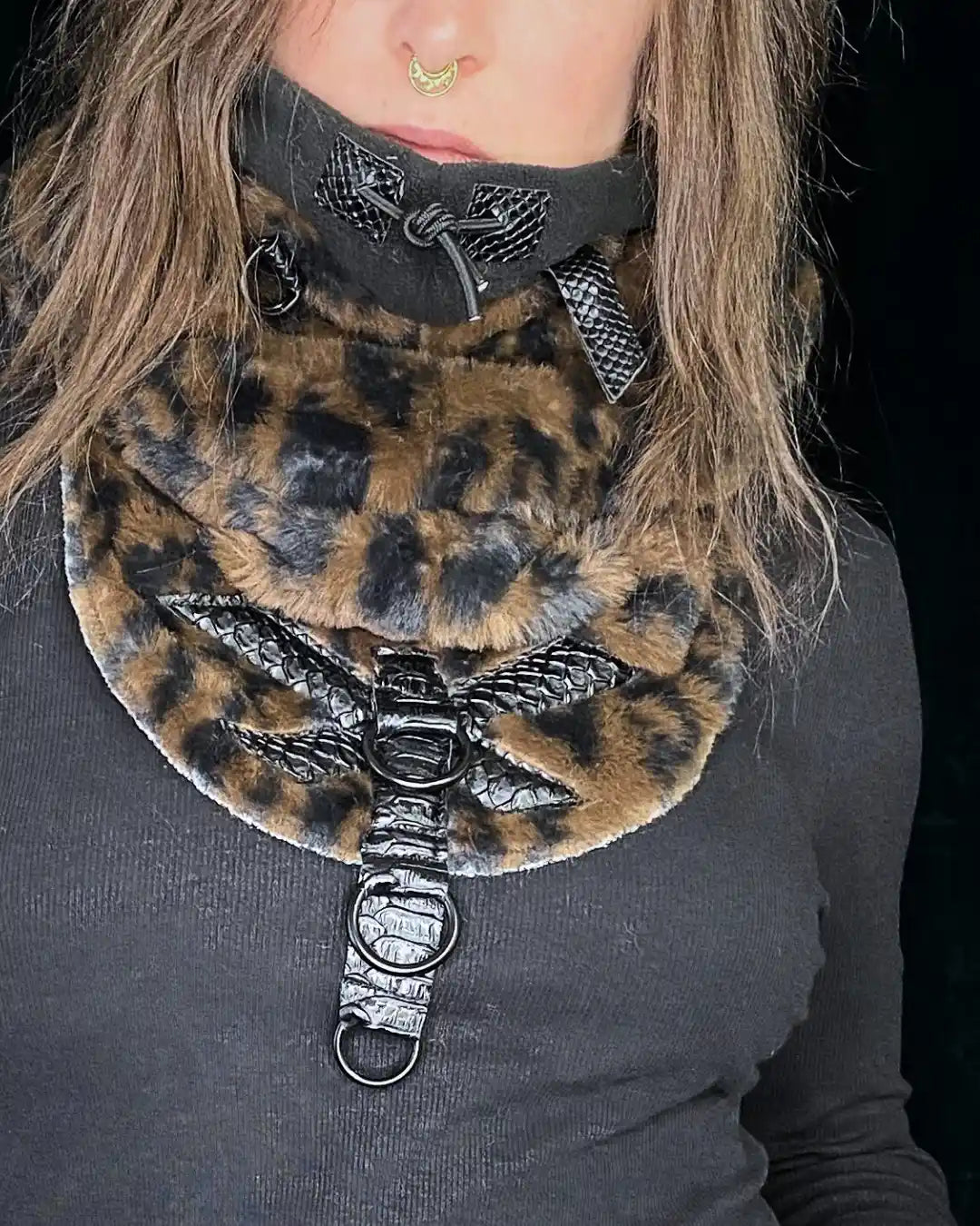 Hooded Cowl Balaclava - soft dark Leo