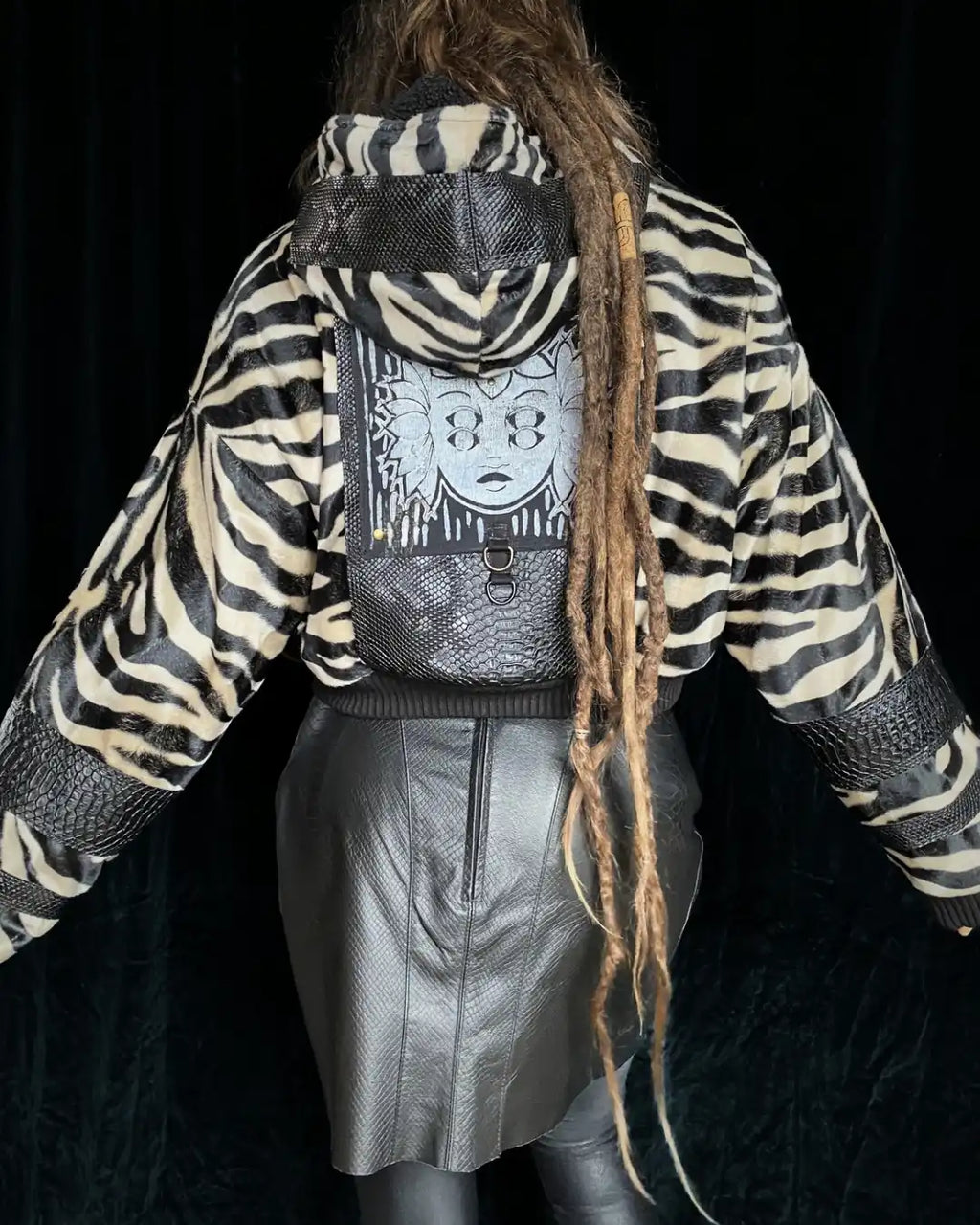 Felljacke Zebra/Schlange creme mit Backpatch
