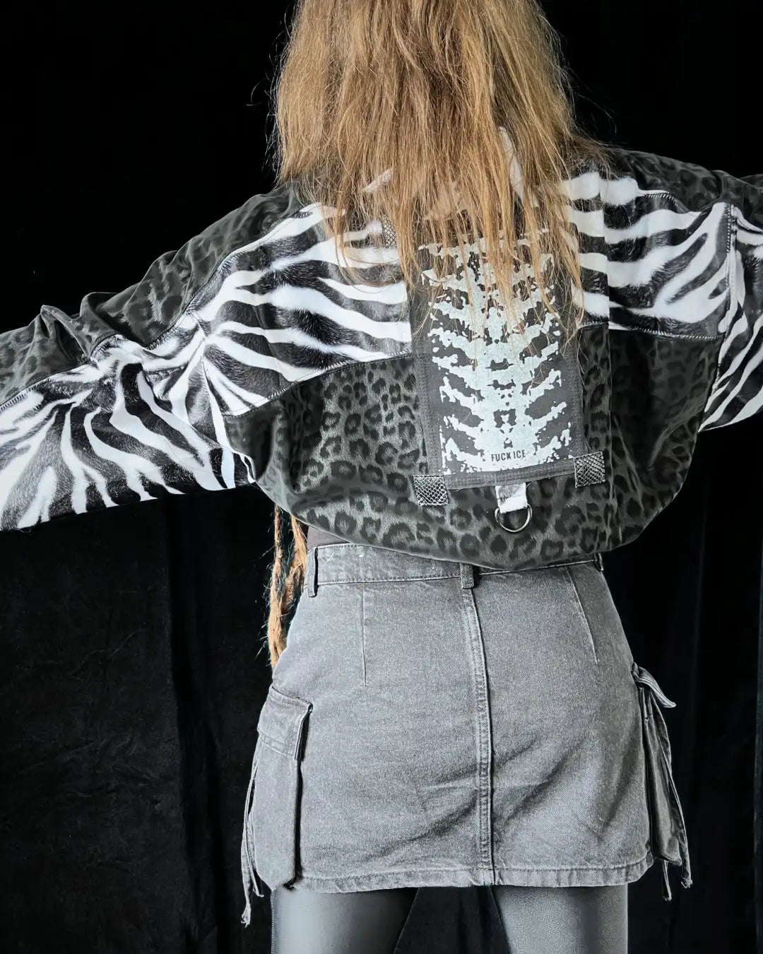 Leichte Bomberjacke Zebra / FCK ICE