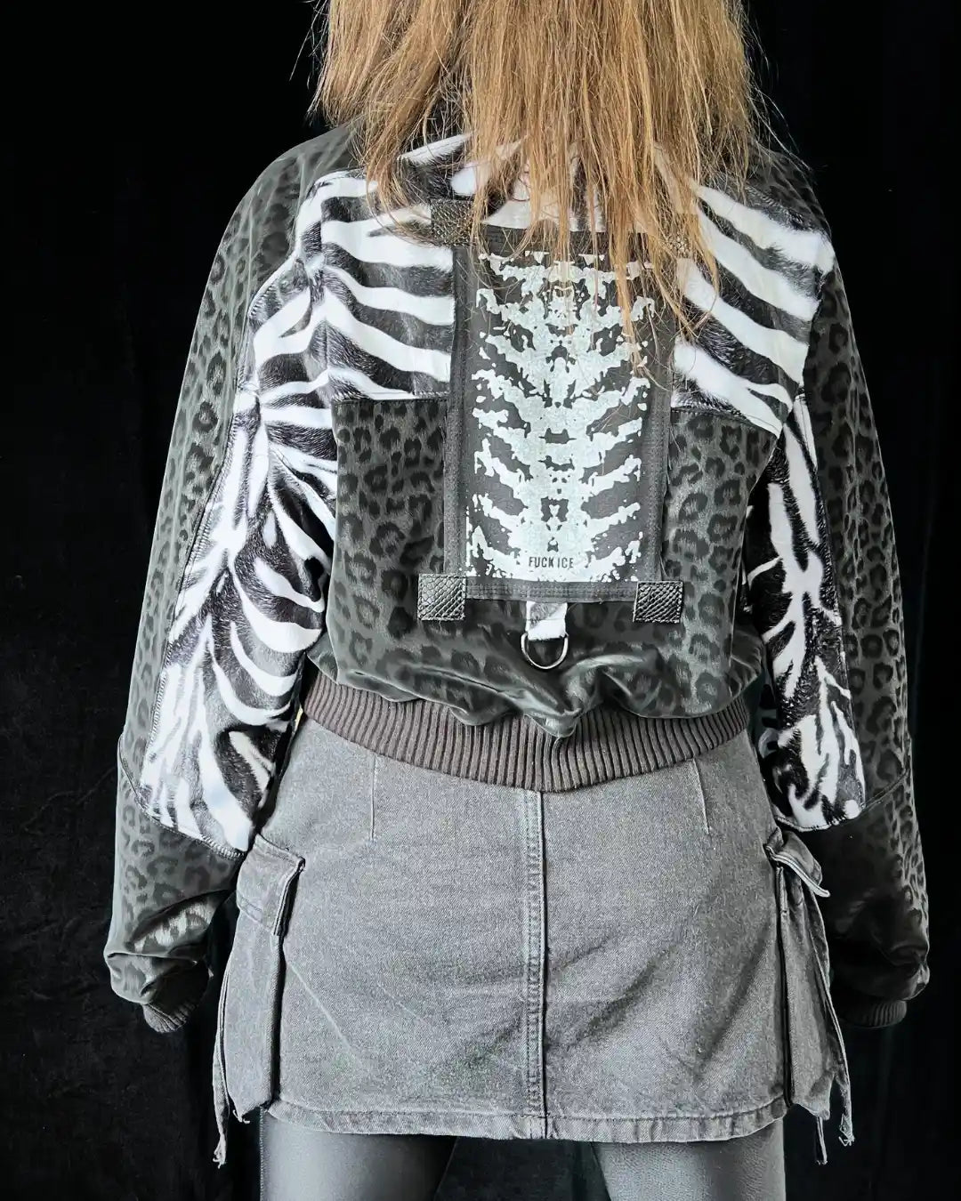 Leichte Bomberjacke Zebra / FCK ICE