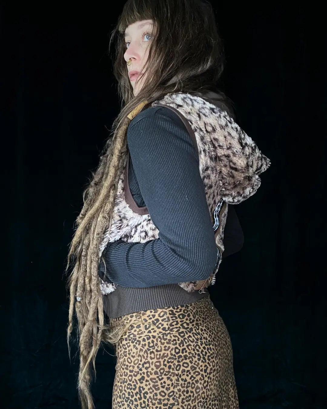 Furry vest Leo with Hoodie, Pockets and Backpatch