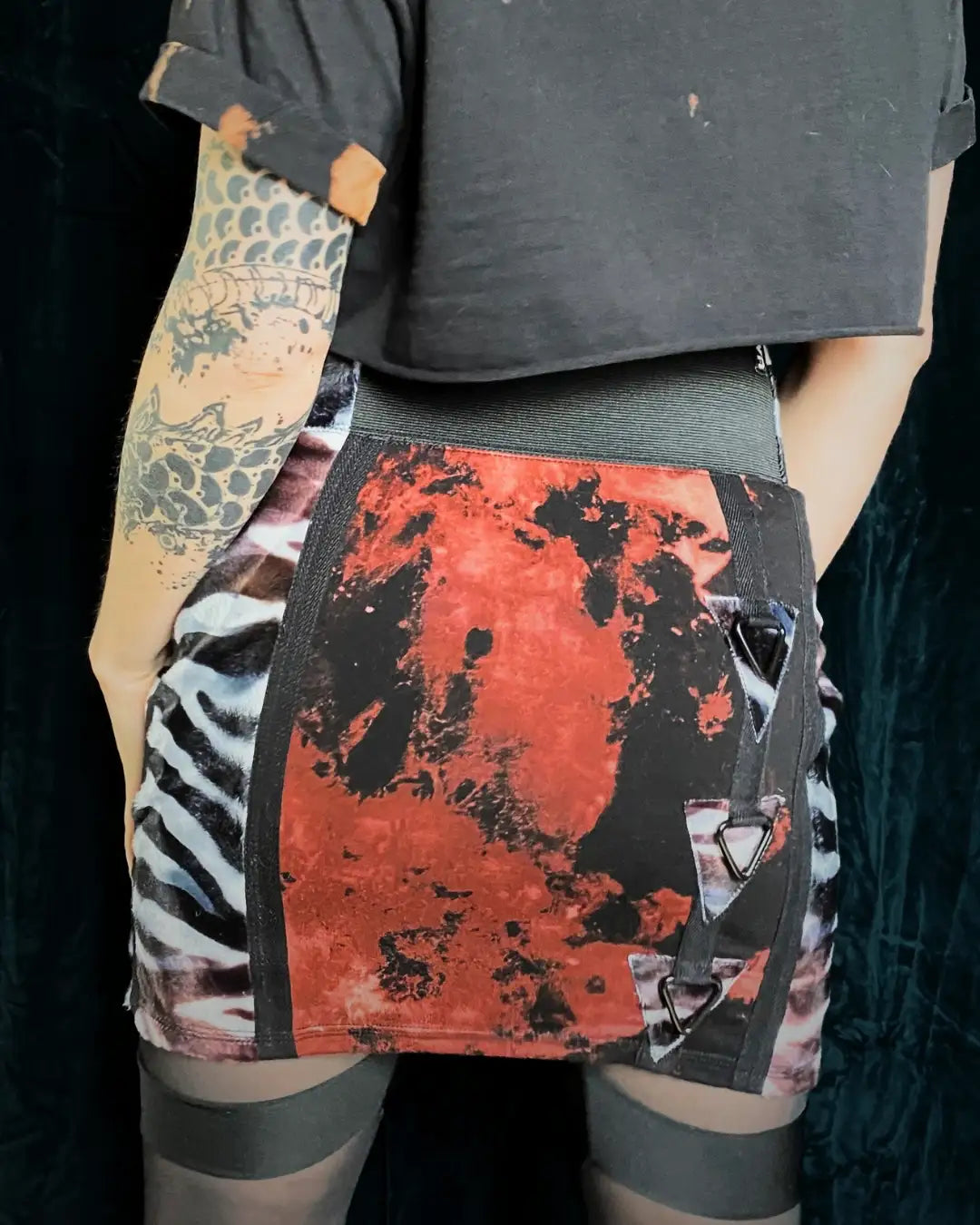 Minirock Animalprint Zebra/Tie Dye rot