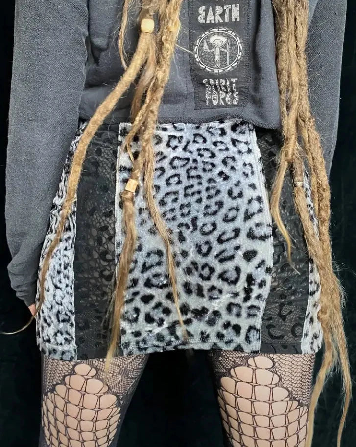 Minirock Samt/Mesh Leo