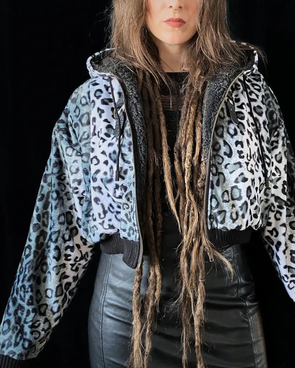 Felljacke Animalprint Leo mit Backpatch
