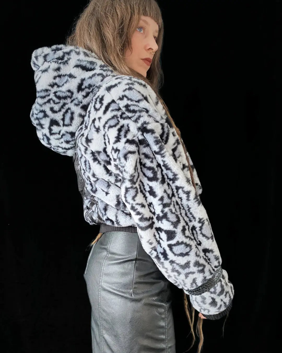 Faux Fur Jacket – Animalprint SNOW Leopard/Wolf