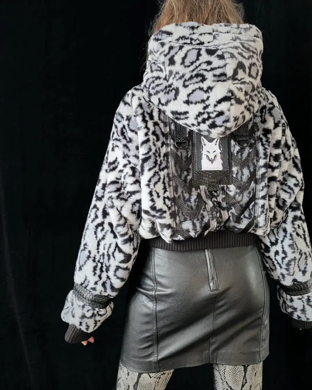 Faux Fur Jacket – Animalprint SNOW Leopard/Wolf