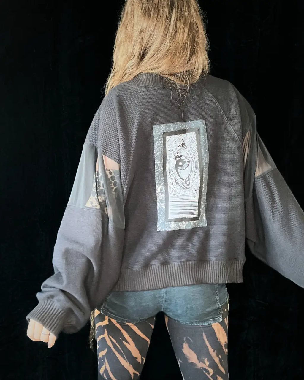 Oversize Sweater Mesh + Patch