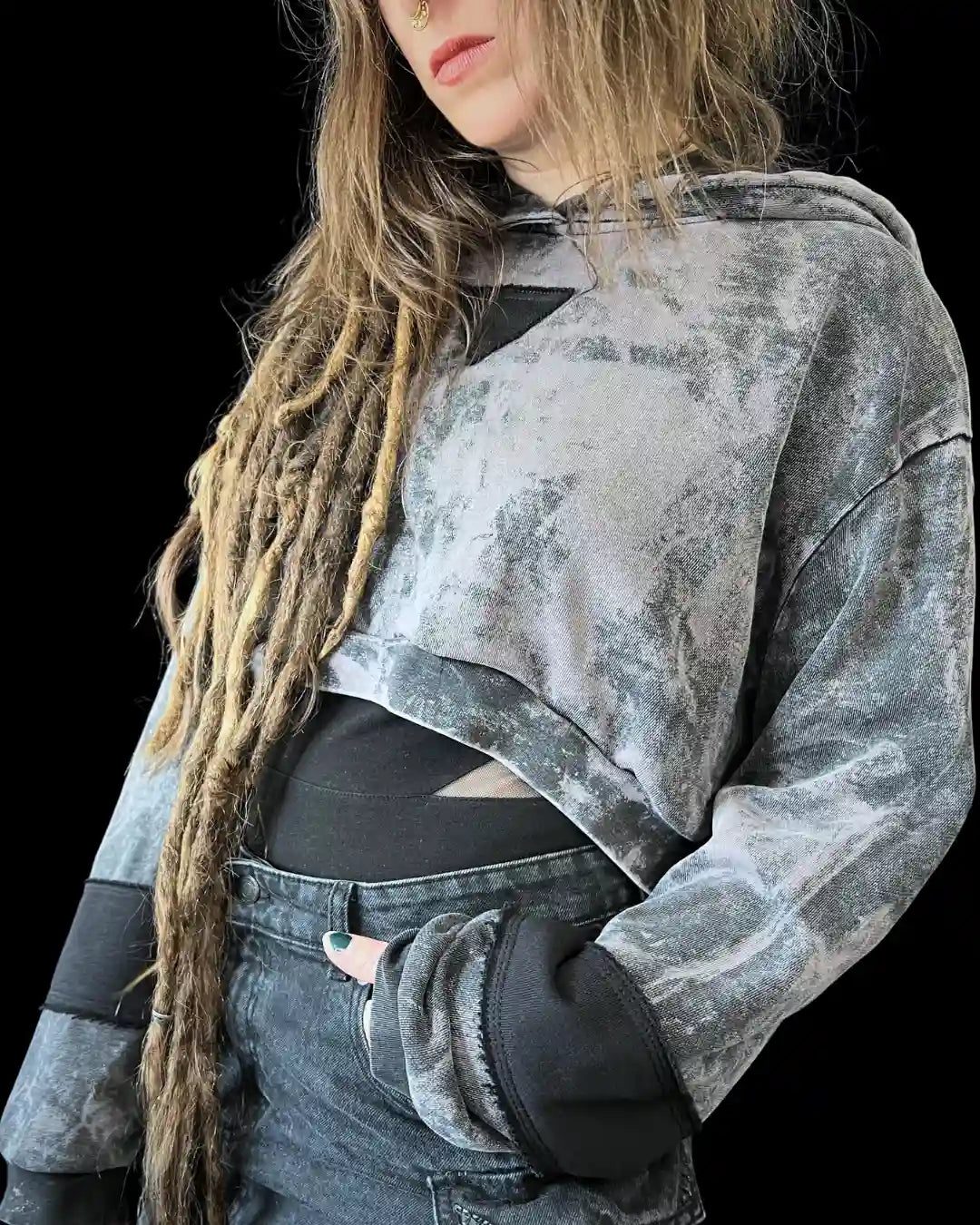Crop Hoodie Acid bleach Size M II