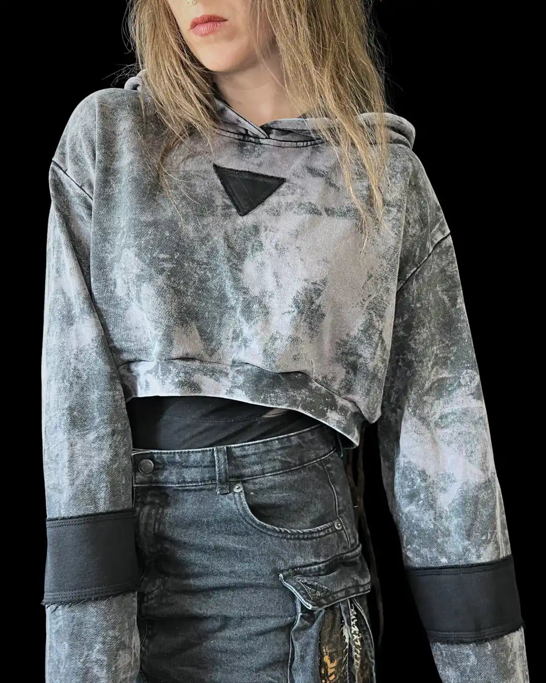 Crop Hoodie Acid bleach Size M II