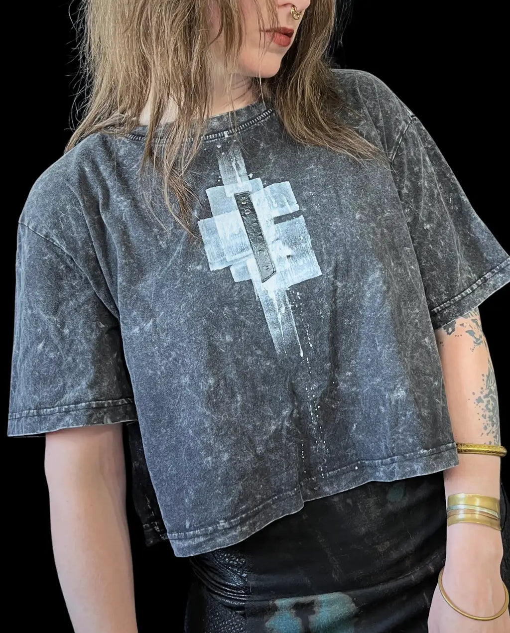 Painted Acid Tee • dark grey • cat/skull III • L