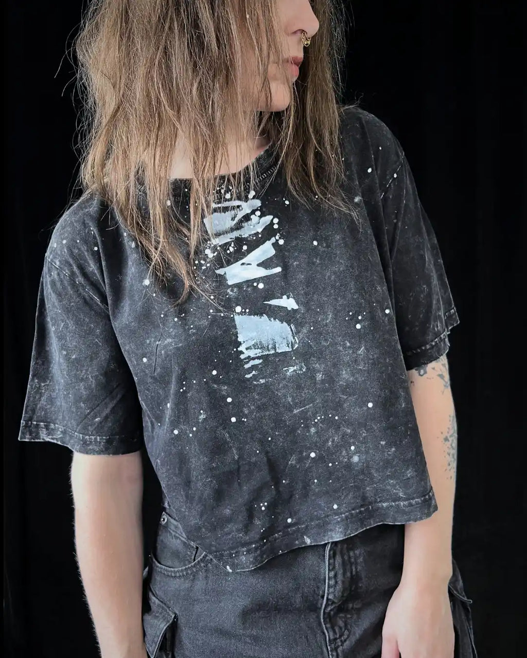 Painted Acid Tee • dark grey • Squares I • L