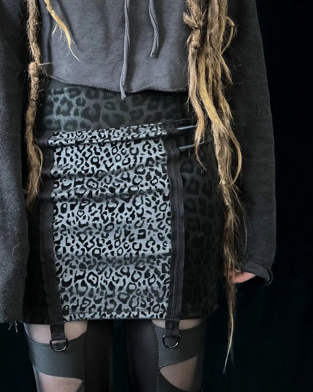 Mini skirt grey Leo Size M